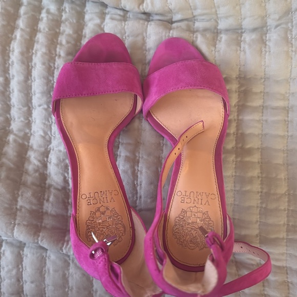 Pink Vince Camuto heels 6.5 - Picture 4 of 5
